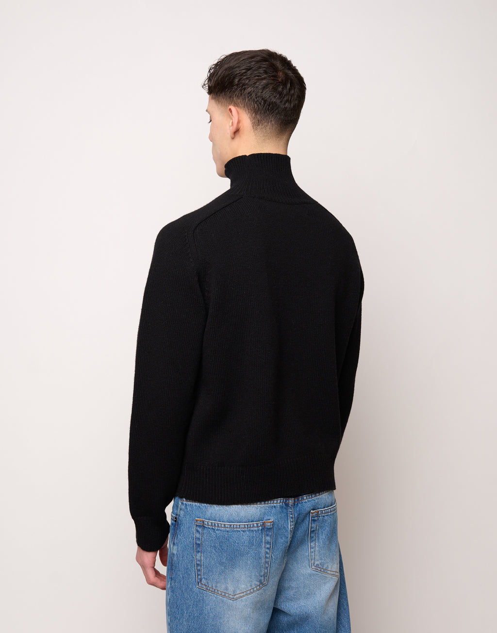 Maglia Collo Alto Genderless in Lana e Cashmere Nero