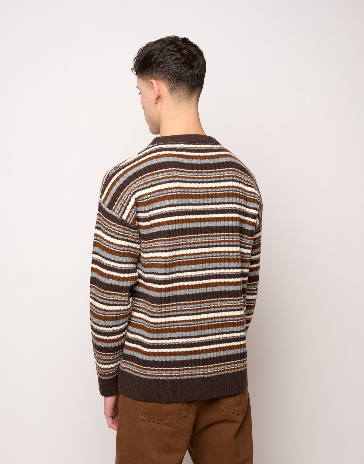 Maglia Girocollo Multirighe Genderless in Lana Superfine