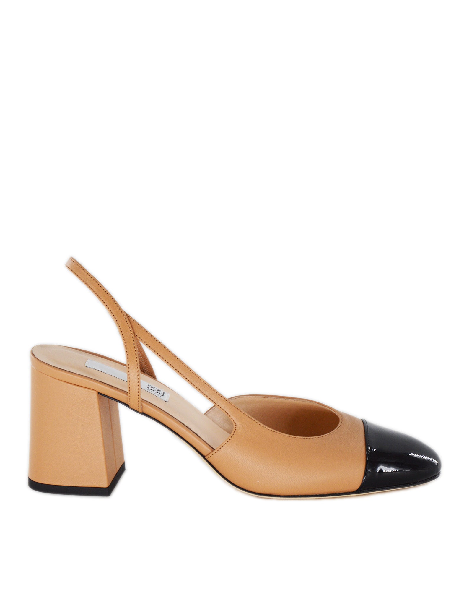 Chanel in Nappa con Punta in Vernice Biscotto/Nero