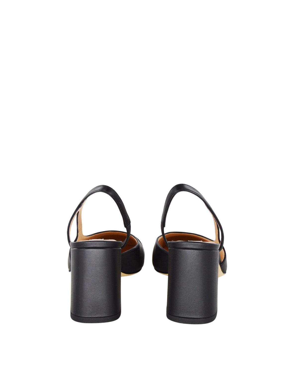 Chanel in Nappa con Punta in Vernice Neri