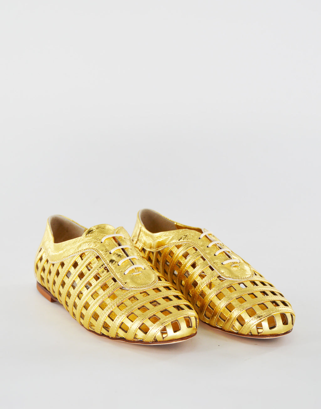 Derby Traforati in Pelle Laminata Oro