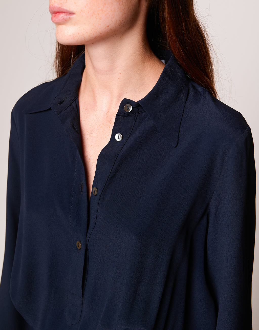 Abito a Camicia in Crepe de Chine Navy Blu