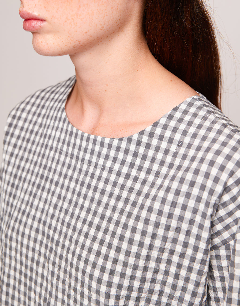 Blusa Boxy a Manica Lunga in Vichy Embossed Off White/Steel