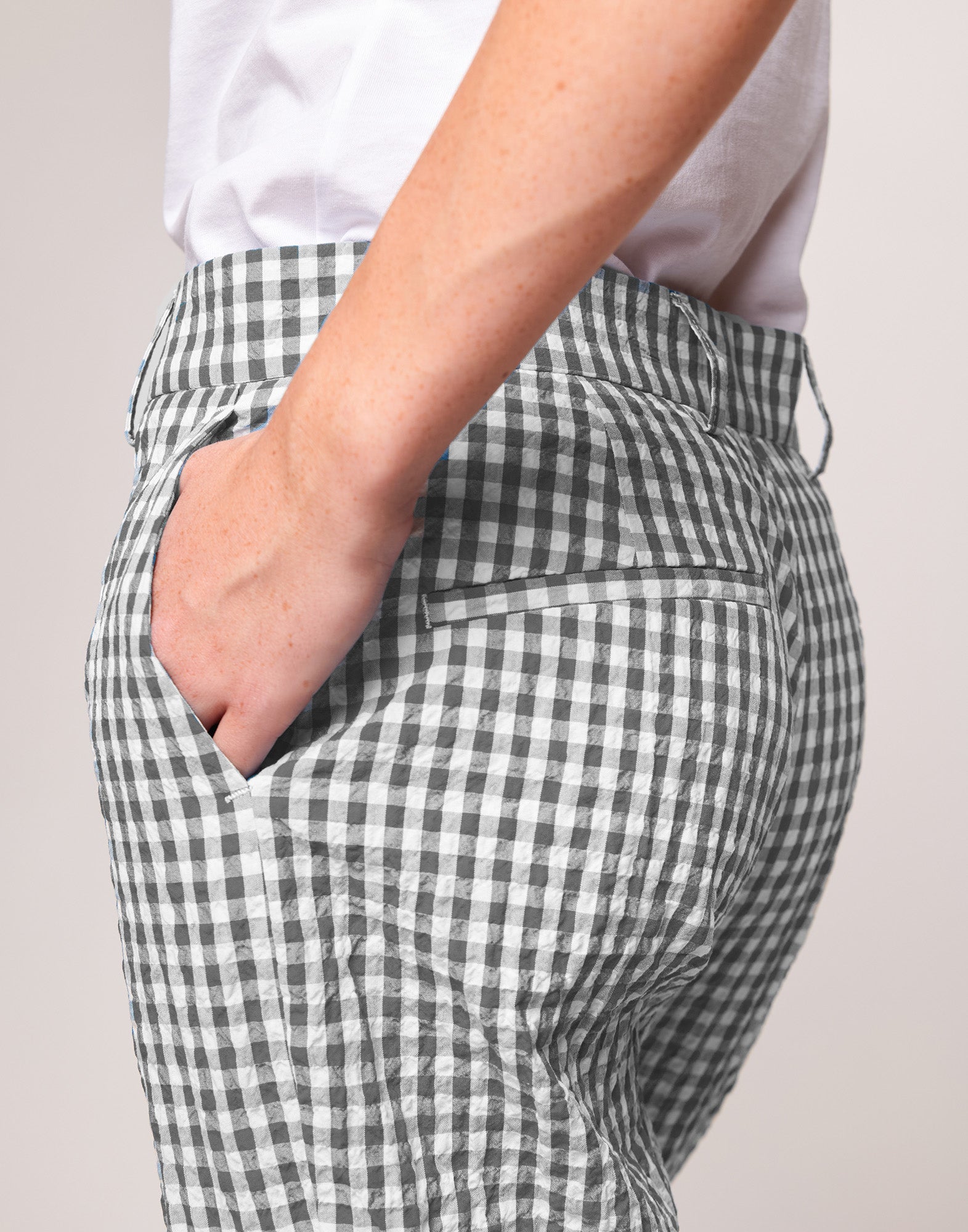 Pantaloni a Gamba Dritta in Vichy Embossed Off White/Steel