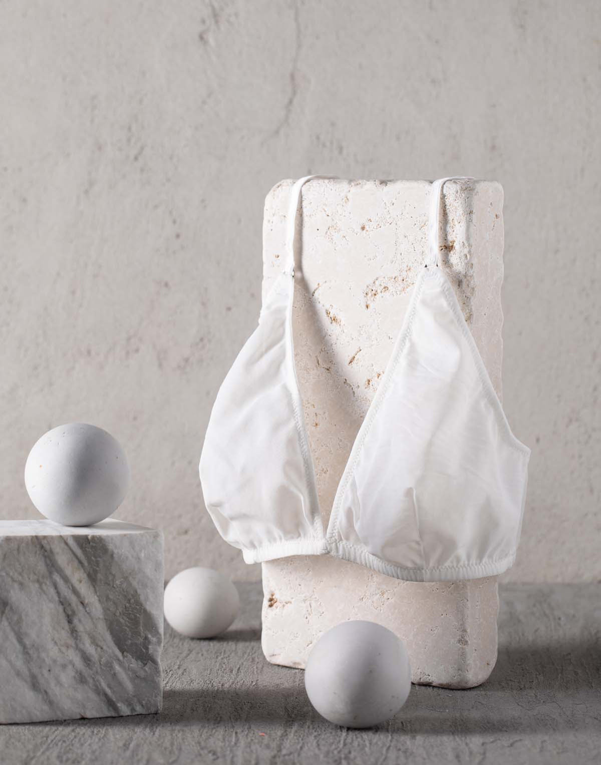 Reggiseno a Triangolo in Tulle Elasticizzato Bianco