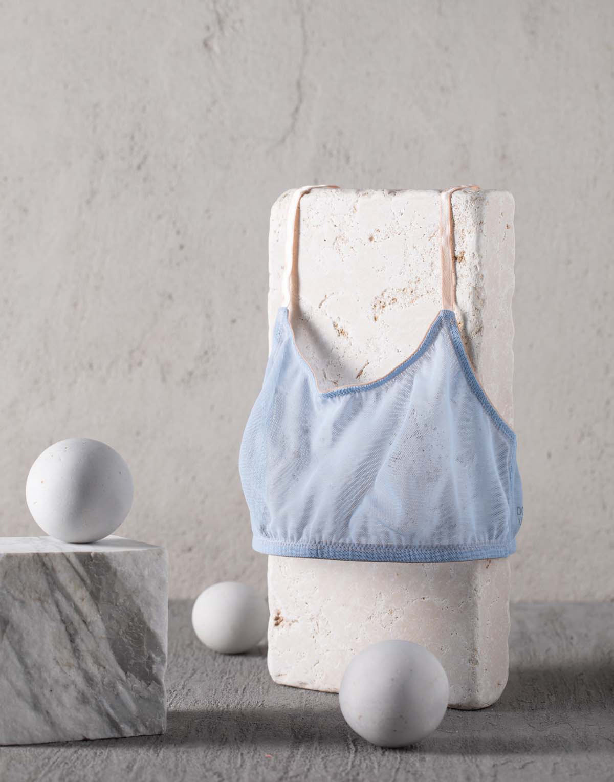 Reggiseno a Fascia in Tulle Azzurro