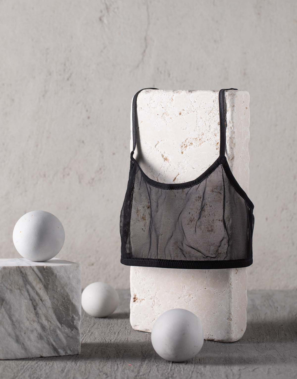 Reggiseno a Fascia in Tulle Nero
