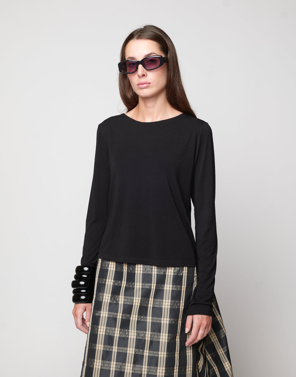 T-shirt Manica Lunga con Scollo Schiena in Bamboo Nera