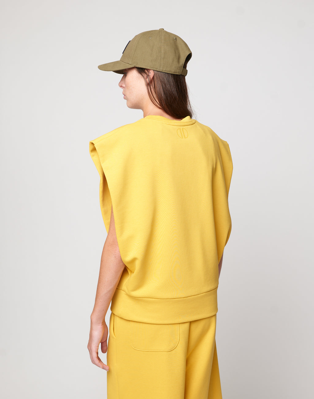 Top Gilet Girocollo in Felpa Light con Spalle Strutturate Sole