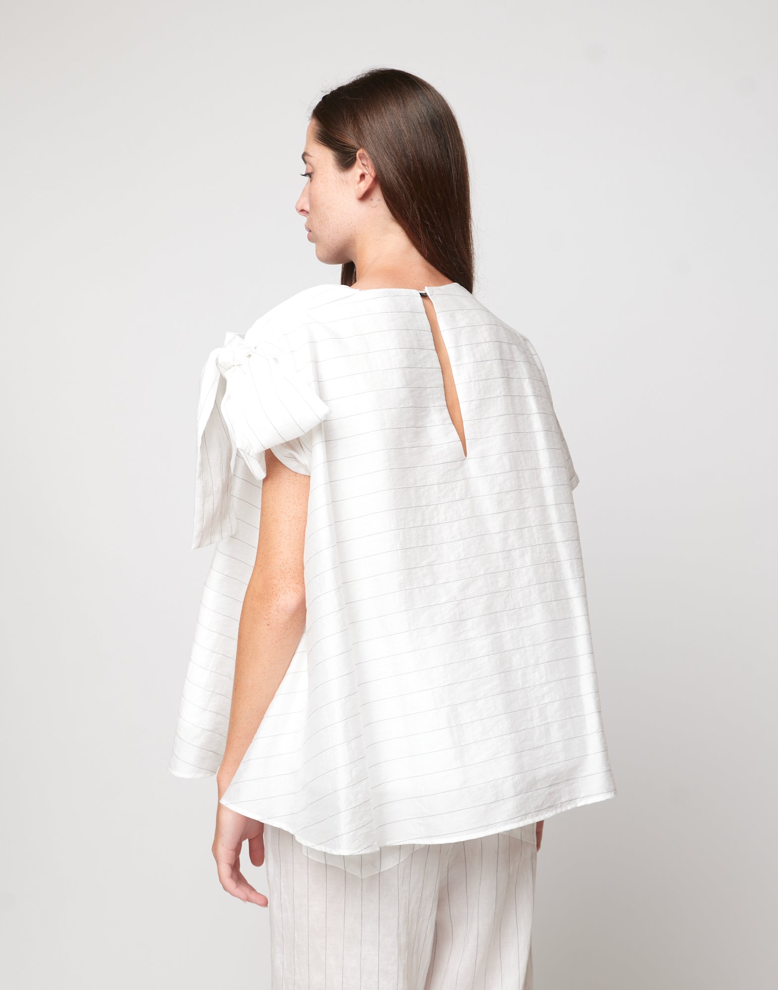 Blusa Girocollo in Gessato Lyocell