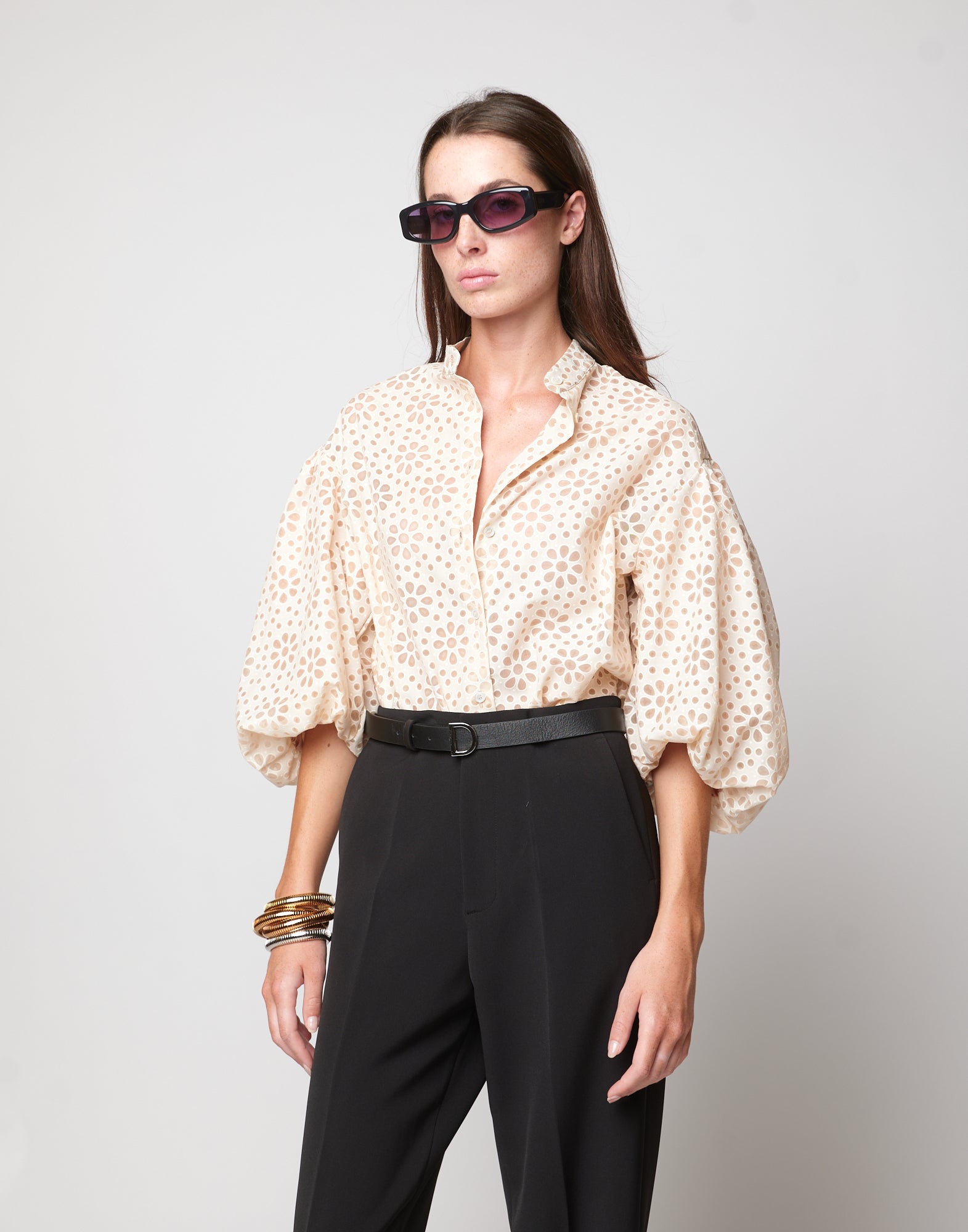 Camicia Coreana con Manica Baloon in Daisy Devorè Cipria