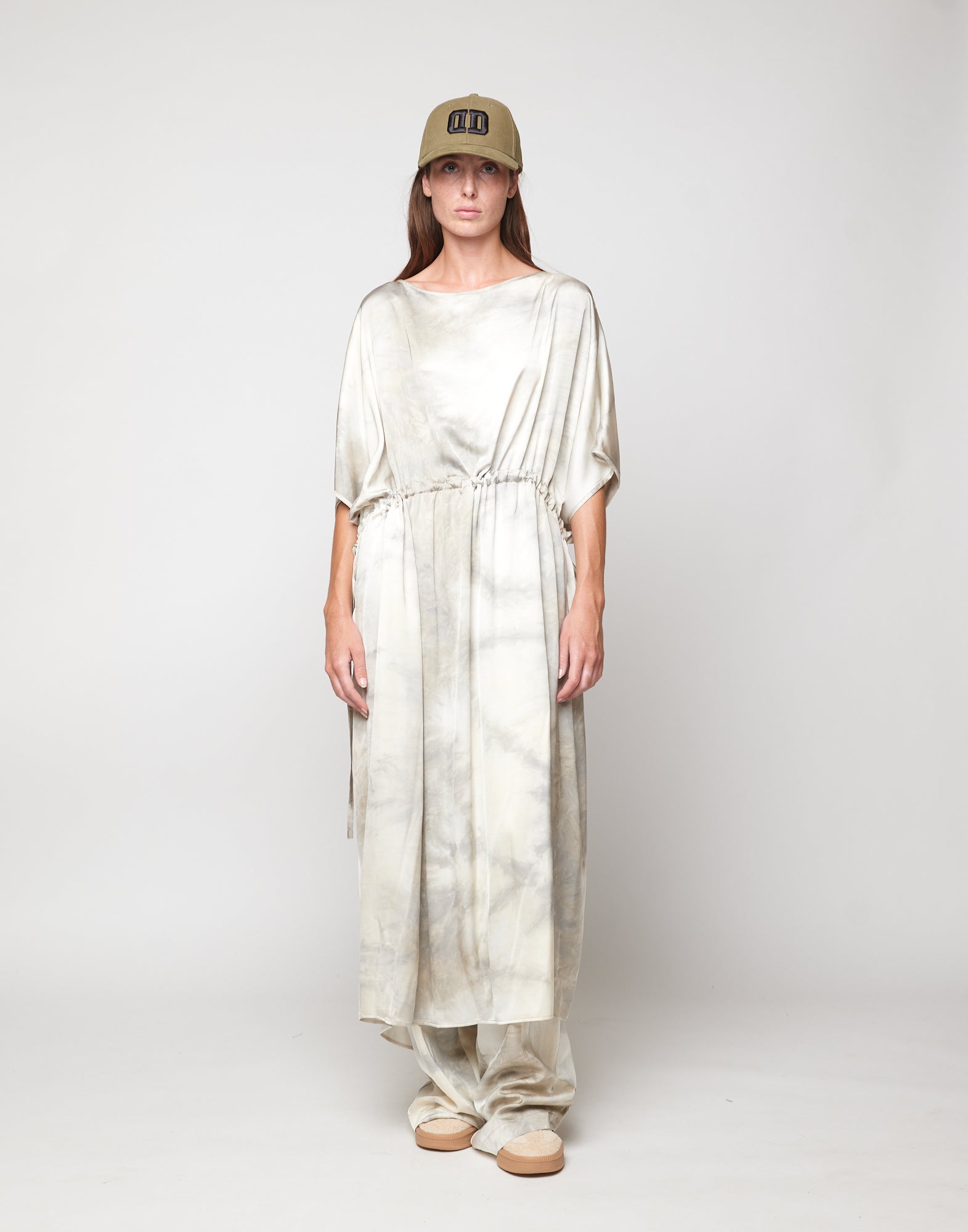 Abito a Sacchetto in Viscosa Tie-Dye Pomice