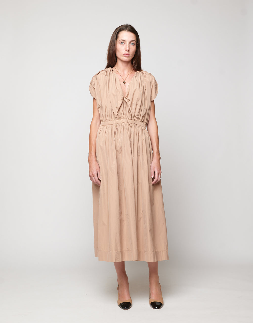 Abito Arricciato in Taffetà Nude