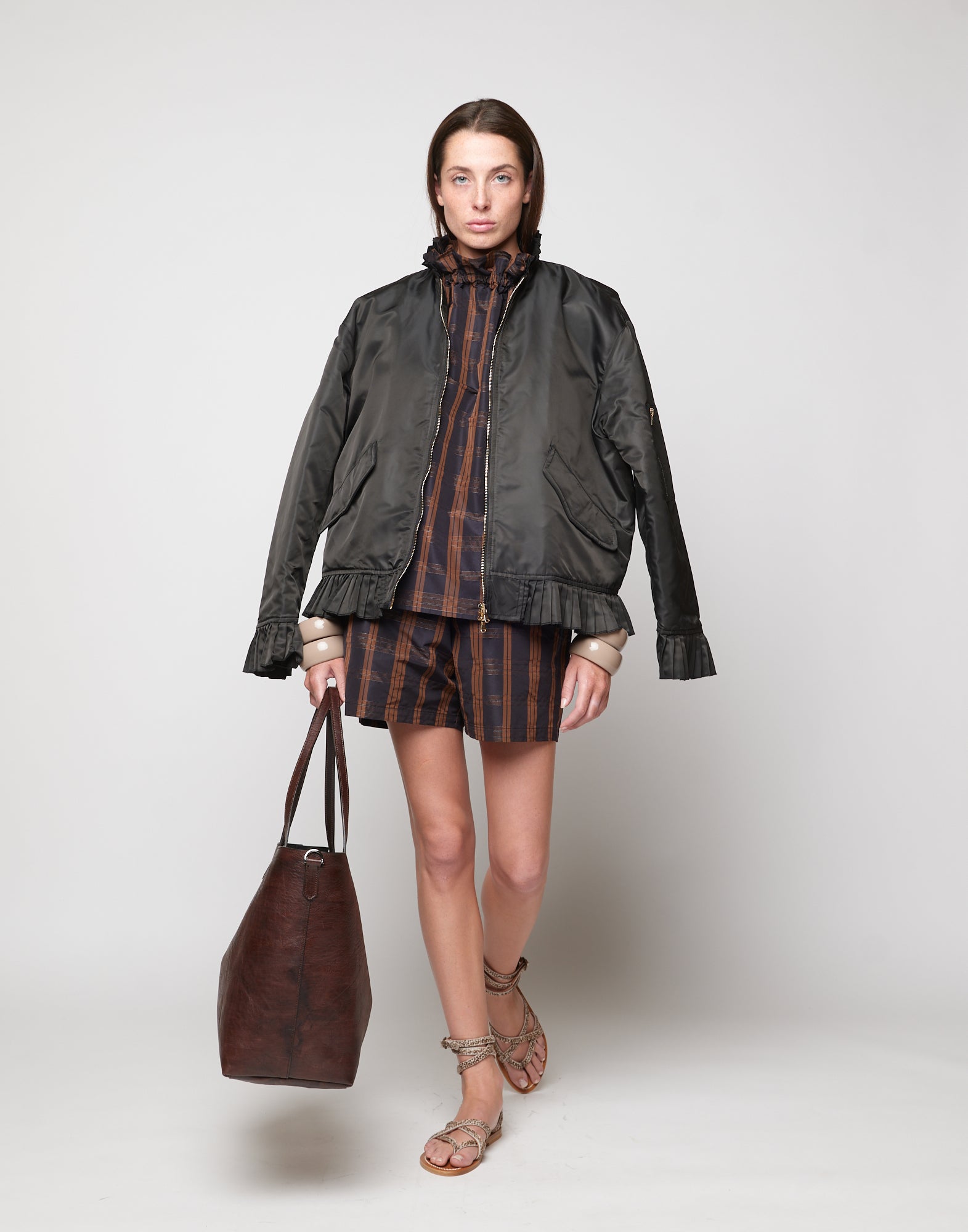 Top Halter Arricciato con Nastro in Taffetà Madras Nero/Gianduia