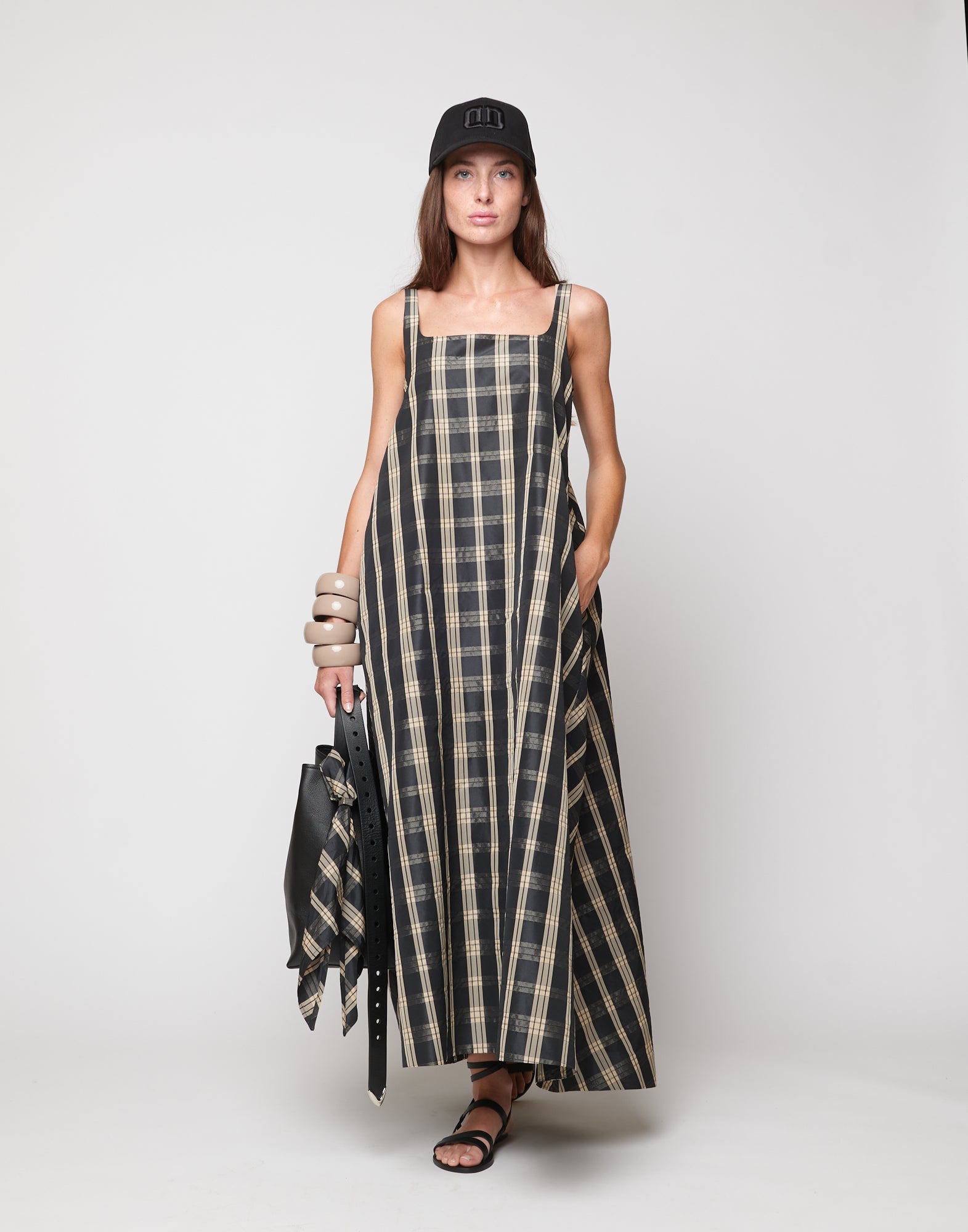 Abito Lungo in Taffetà Madras Nero/Sabbia