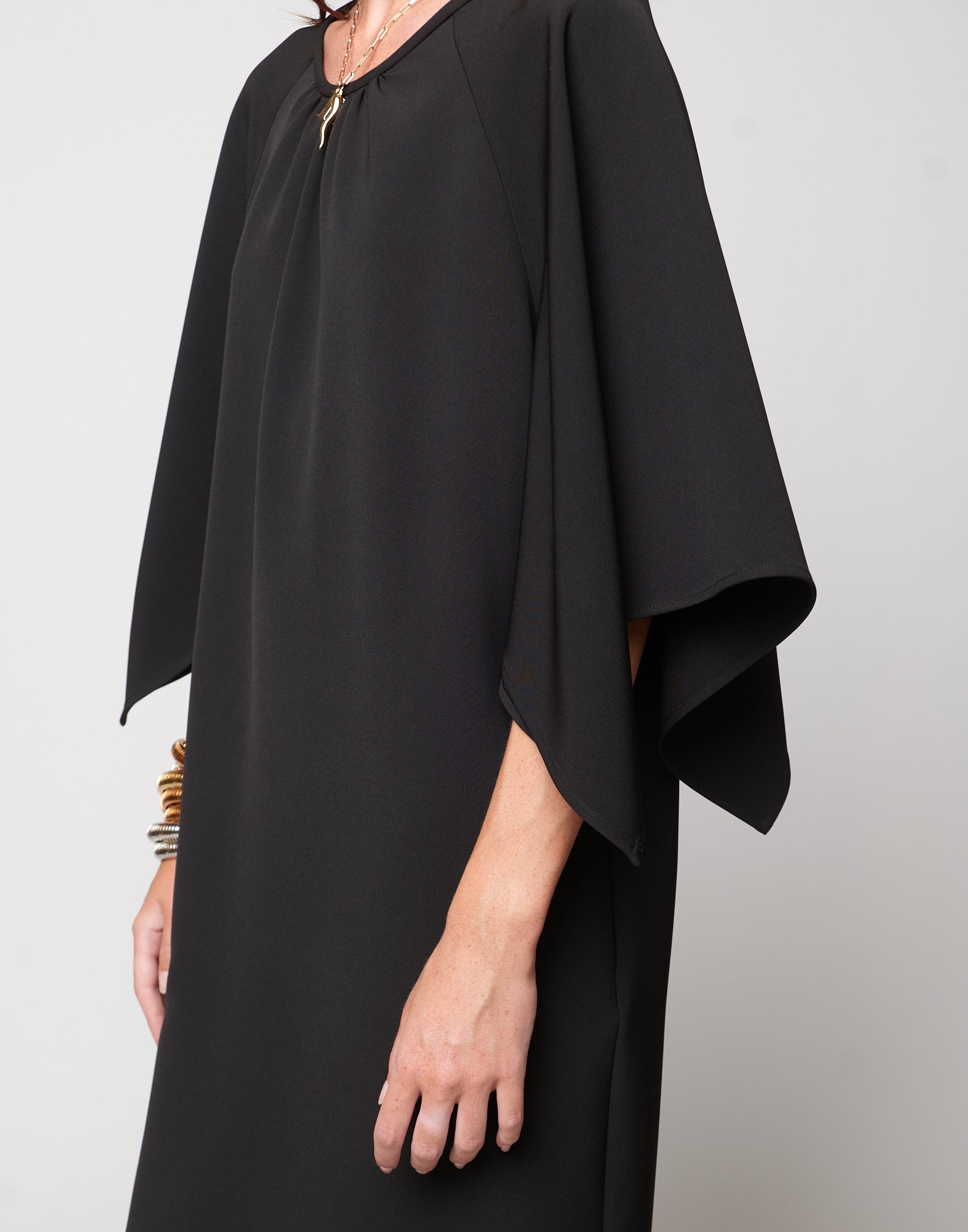 Abito Manica Farfalla in Crepe Sablé Comfort Nero