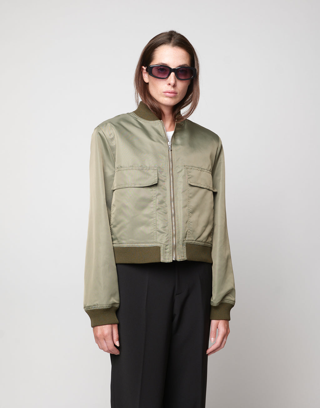 Bomber Corto in Tecno Raso Salvia